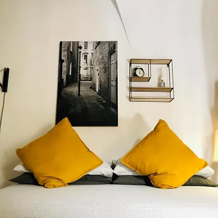 Apartment Casa Coco In Yellow Lecce
